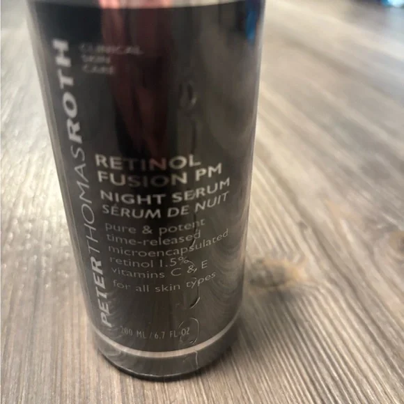 Peter Thomas Roth Retinol Fusion PM Night Serum in Deep Blue